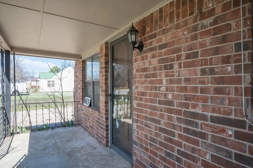 Photo 5 — 613 N Findlay Avenue, Norman, OK 73071