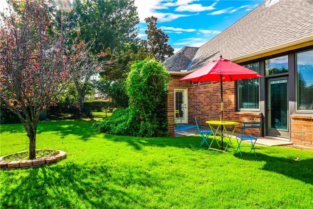 Photo 30 — 1009 Riviera Drive, Norman, OK 73072