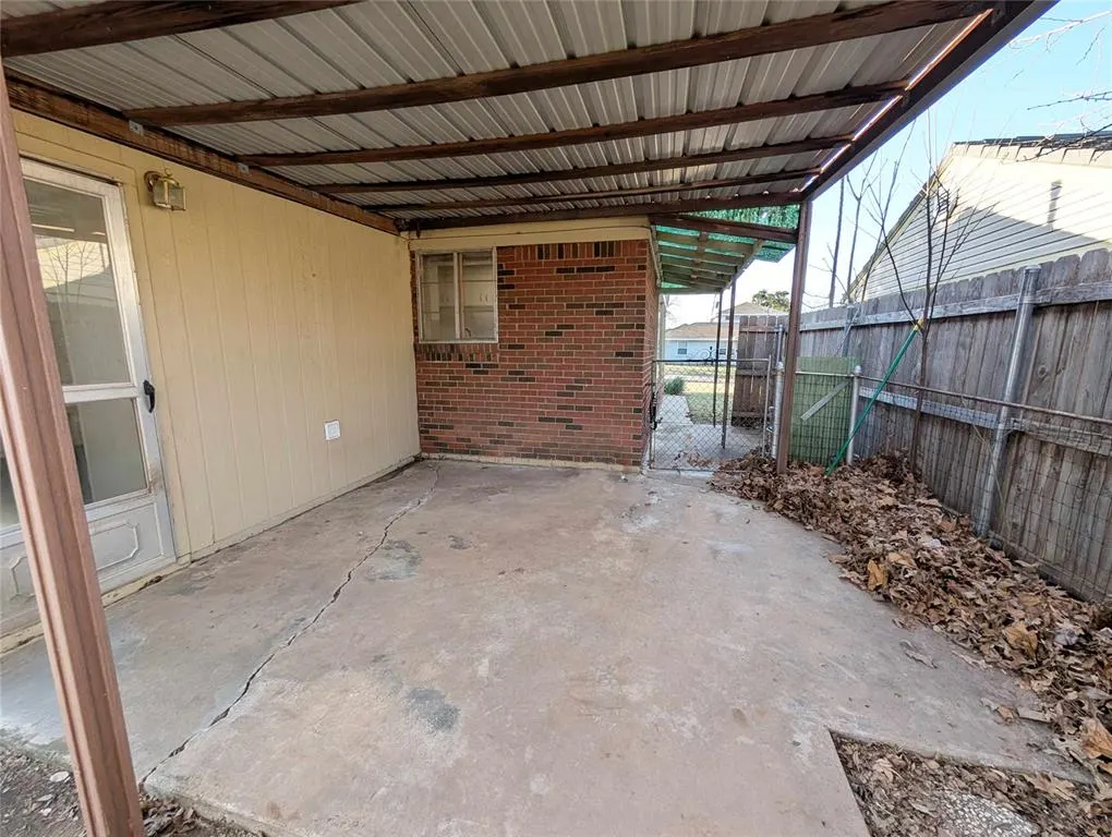 Photo 13 — 2105 Westchester Drive, Oklahoma City, OK 73120