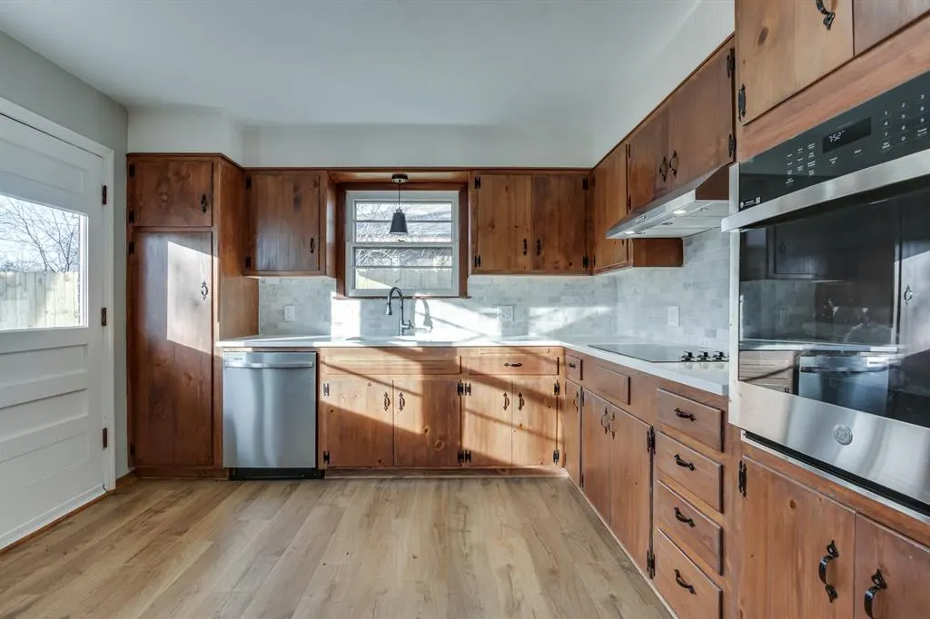 Photo 9 — 4208 NW 43rd Street, Oklahoma City, OK 73112