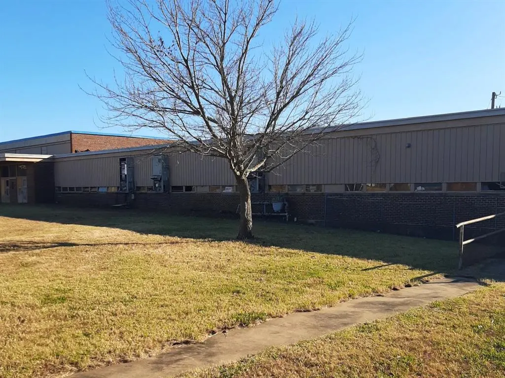 Photo 13 — 1401 E Cherokee Avenue, McAlester, OK 74501