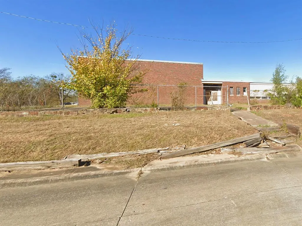 Photo 19 — 1401 E Cherokee Avenue, McAlester, OK 74501