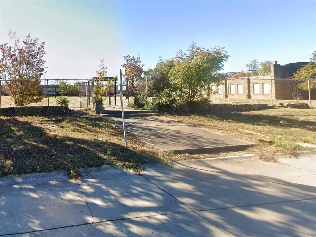 Photo 23 — 1401 E Cherokee Avenue, McAlester, OK 74501