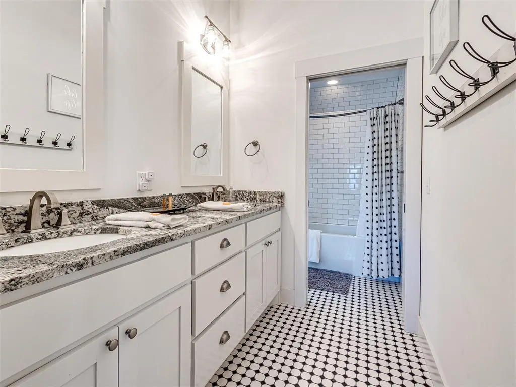 Photo 27 — 20 Redbud Lane B, Carlton Landing, OK 74432
