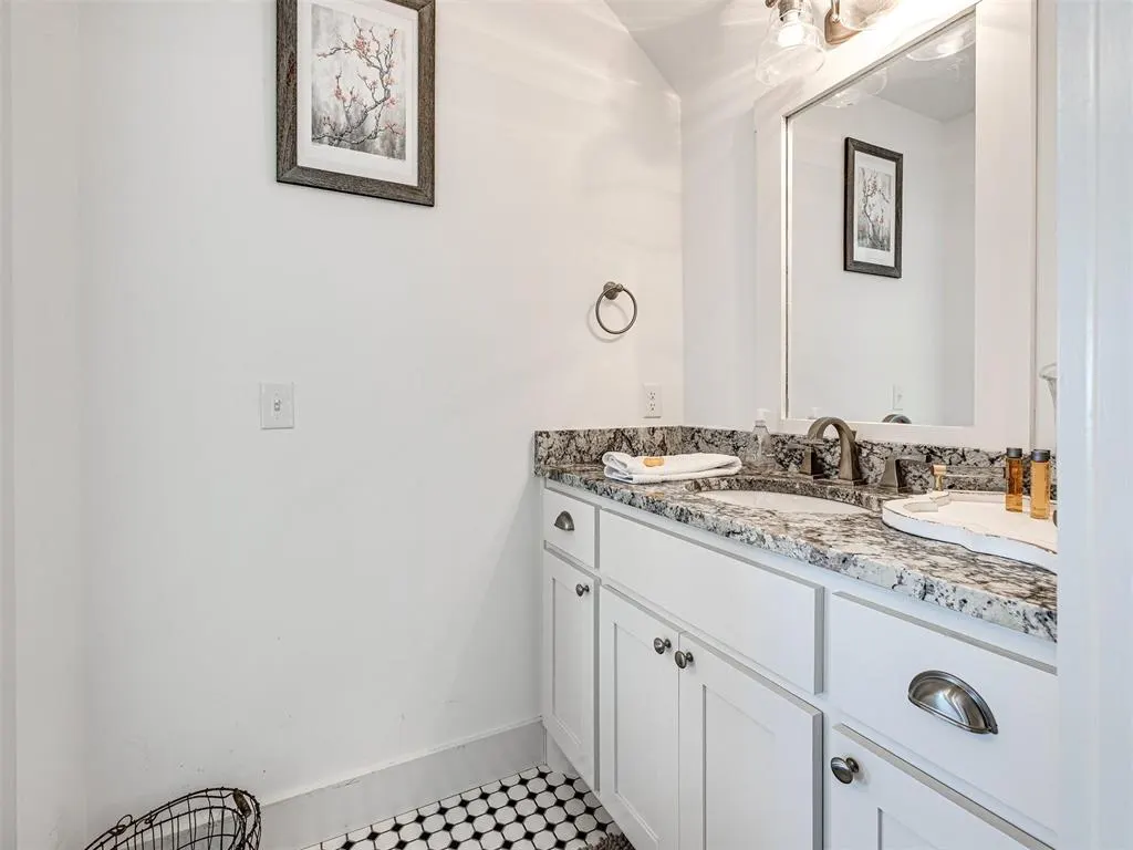 Photo 29 — 20 Redbud Lane B, Carlton Landing, OK 74432