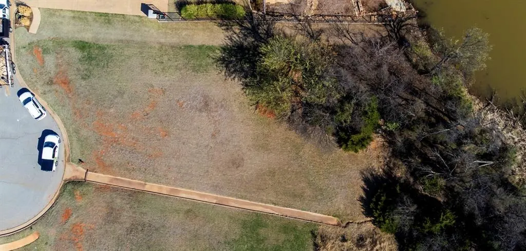 Photo 5 — 13100 Mackinac Island Drive, Oklahoma City, OK 73142