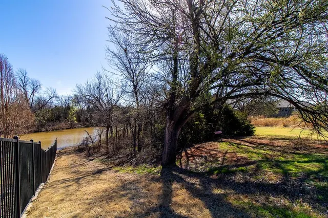 Photo 8 — 13100 Mackinac Island Drive, Oklahoma City, OK 73142