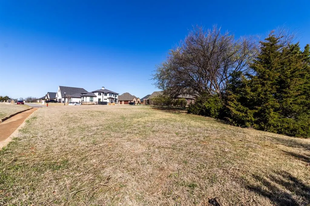 Photo 10 — 13100 Mackinac Island Drive, Oklahoma City, OK 73142