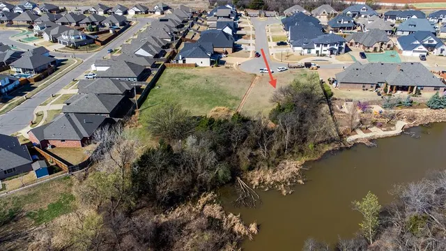 Photo 4 — 13100 Mackinac Island Drive, Oklahoma City, OK 73142