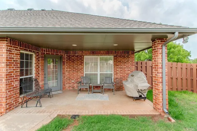 Photo 5 — 606 Frank Drive, Okarche, OK 73762