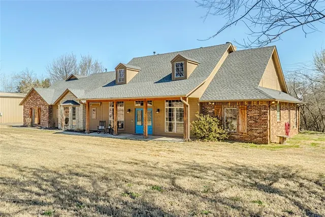 Photo 3 — 10100 S Richland Road, Mustang, OK 73064