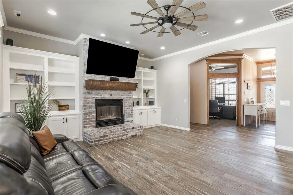 Photo 14 — 10100 S Richland Road, Mustang, OK 73064