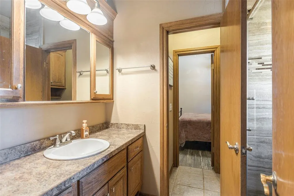 Photo 24 — 10100 S Richland Road, Mustang, OK 73064