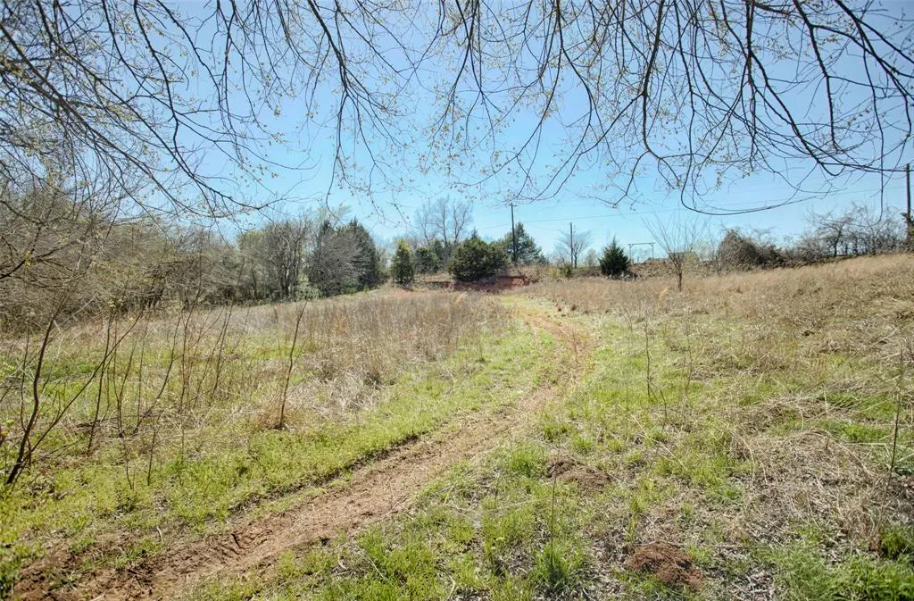 Photo 4 — 10100 S Richland Road, Mustang, OK 73064