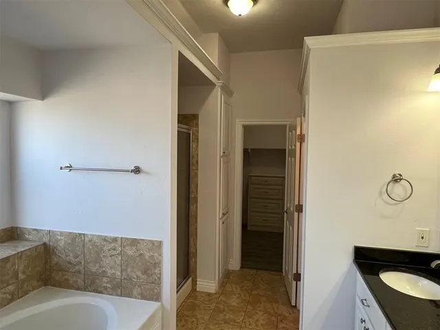 Photo 7 — 19449 Northpark Court, Edmond, OK 73012