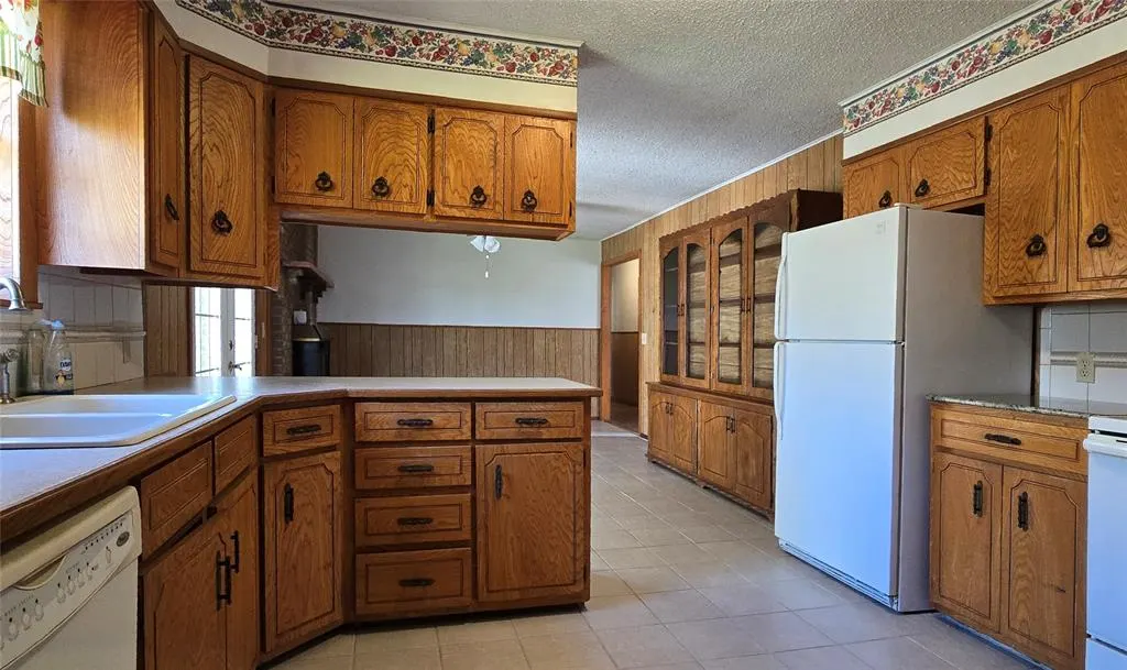 Photo 4 — 36805 E Highway 99A Road, Okemah, OK 74859
