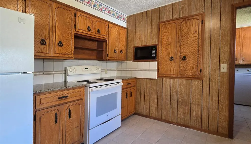 Photo 6 — 36805 E Highway 99A Road, Okemah, OK 74859