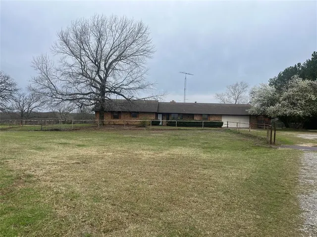 Photo 2 — 12645 NS 3660 Road, Wewoka, OK 74884