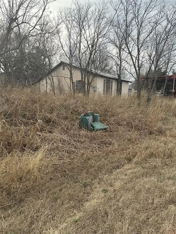 Front exterior — 22080 W Tenth Street, Hinton, OK 73047