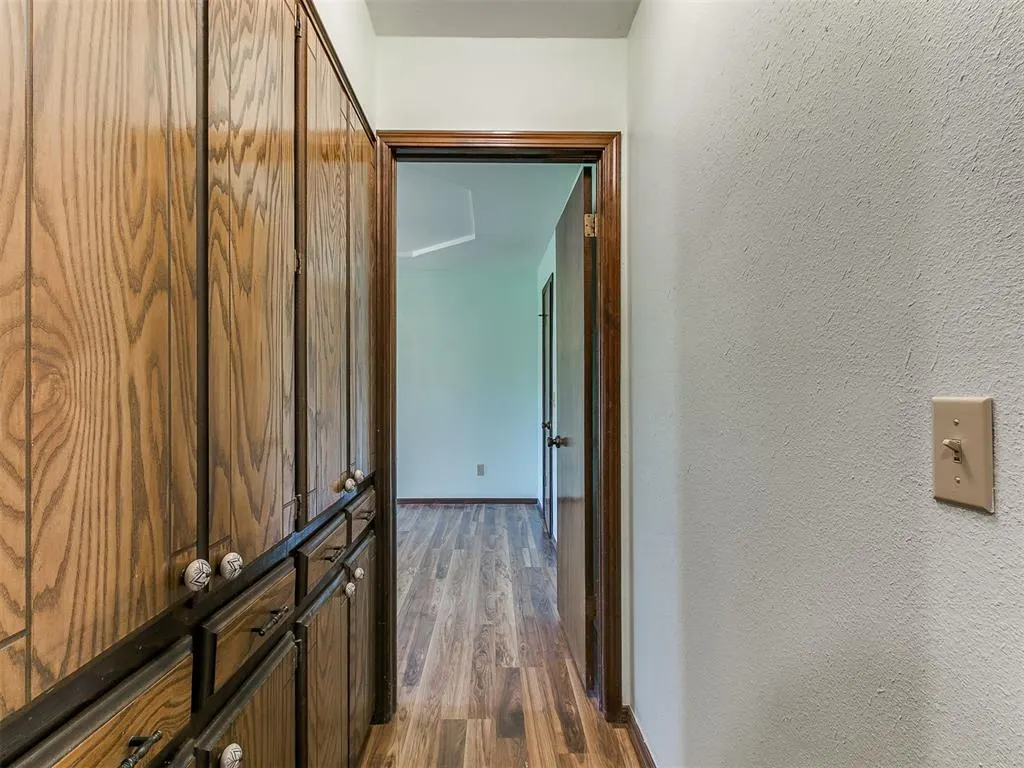 Photo 22 — 7805 Westwood Lane, Oklahoma City, OK 73169