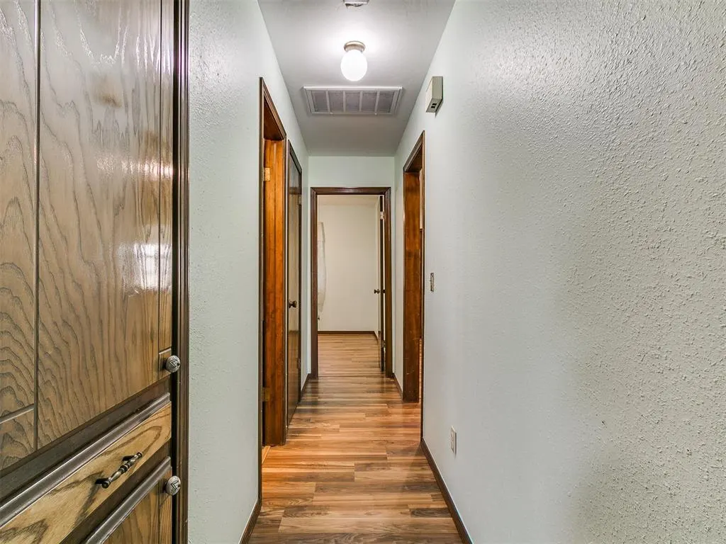 Photo 31 — 7805 Westwood Lane, Oklahoma City, OK 73169