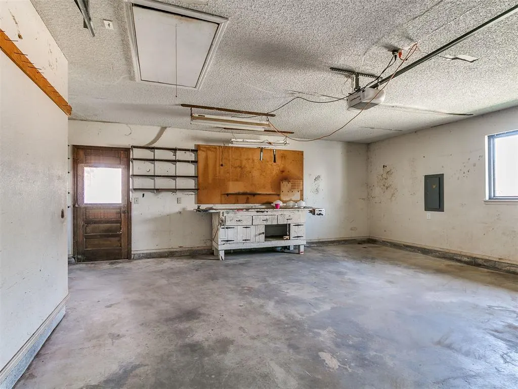 Photo 36 — 7805 Westwood Lane, Oklahoma City, OK 73169