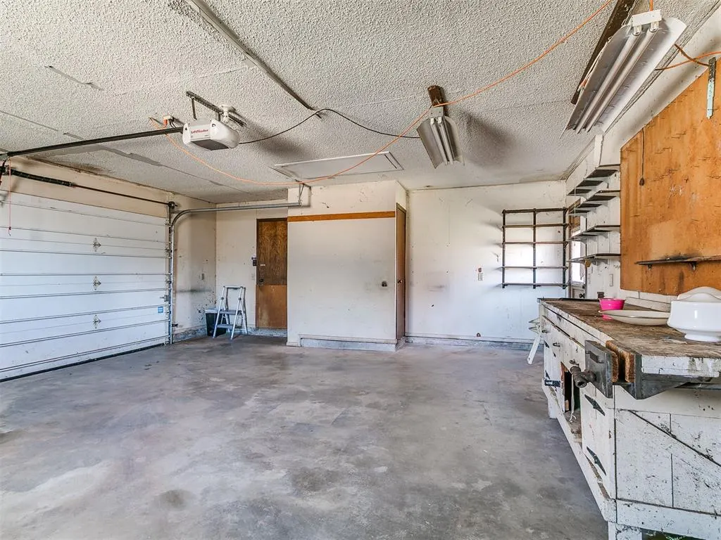 Photo 37 — 7805 Westwood Lane, Oklahoma City, OK 73169