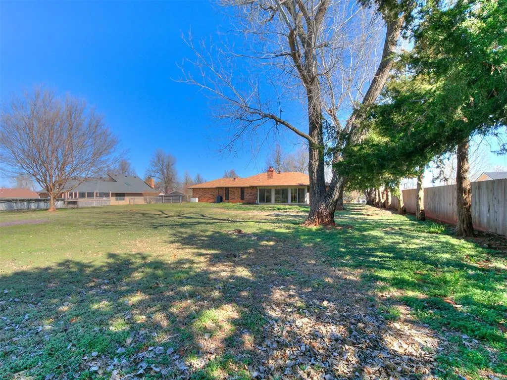Photo 42 — 7805 Westwood Lane, Oklahoma City, OK 73169