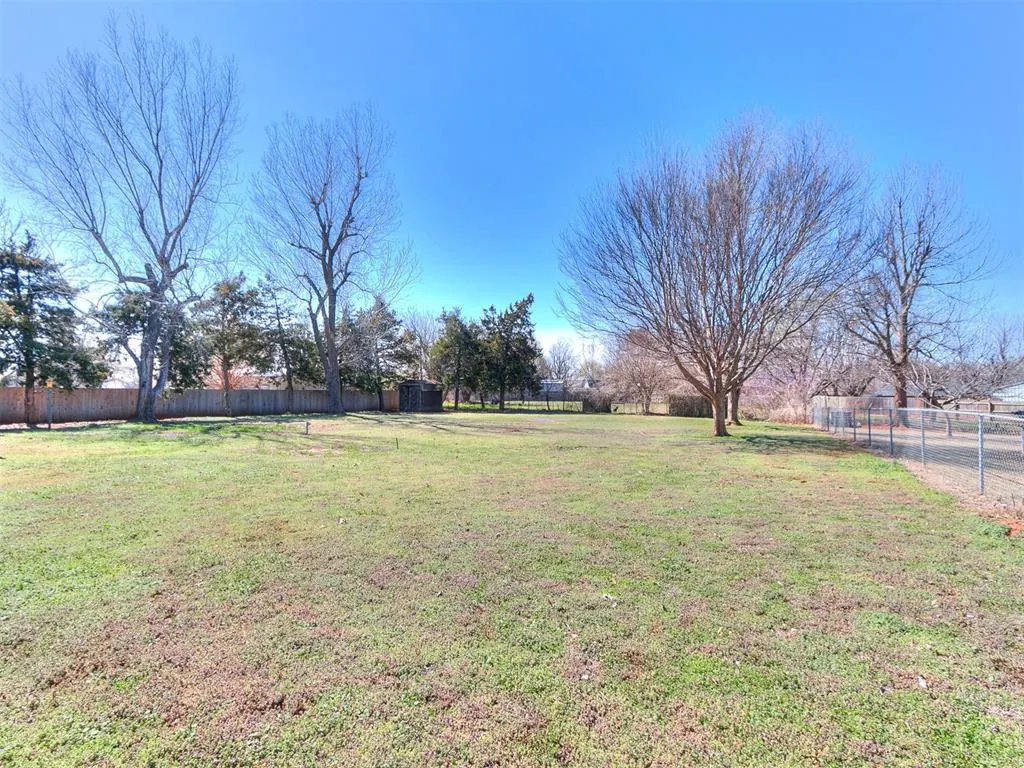 Photo 44 — 7805 Westwood Lane, Oklahoma City, OK 73169