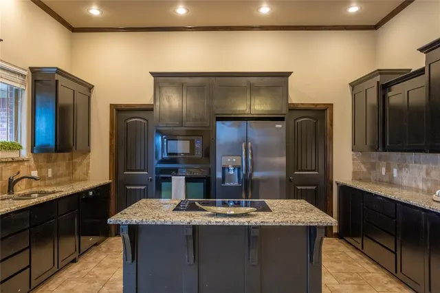 Photo 8 — 712 Cornerstone, Weatherford, OK 73096