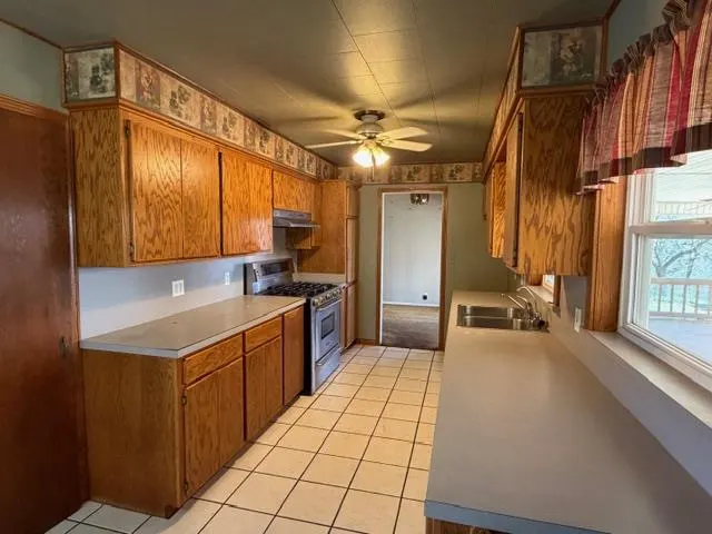 Photo 2 — 1027 E 1st Street, Chandler, OK 74834