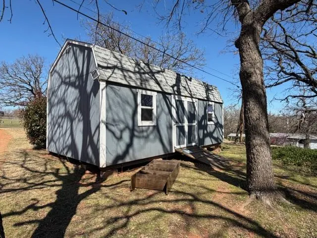 Photo 12 — 1027 E 1st Street, Chandler, OK 74834