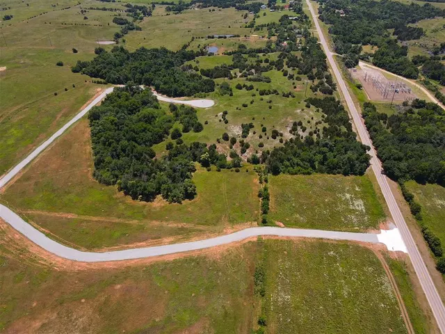Photo 3 — 0 S 4th Street, Perry, OK 73077