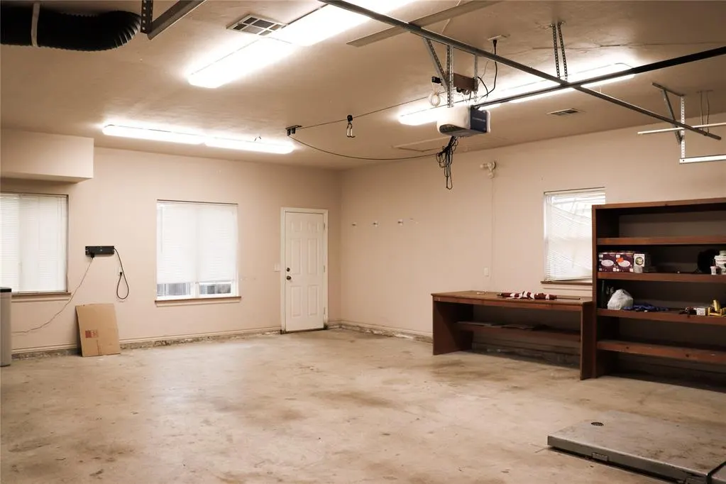 Photo 40 — 1375 S Moore Avenue, Midwest City, OK 73130
