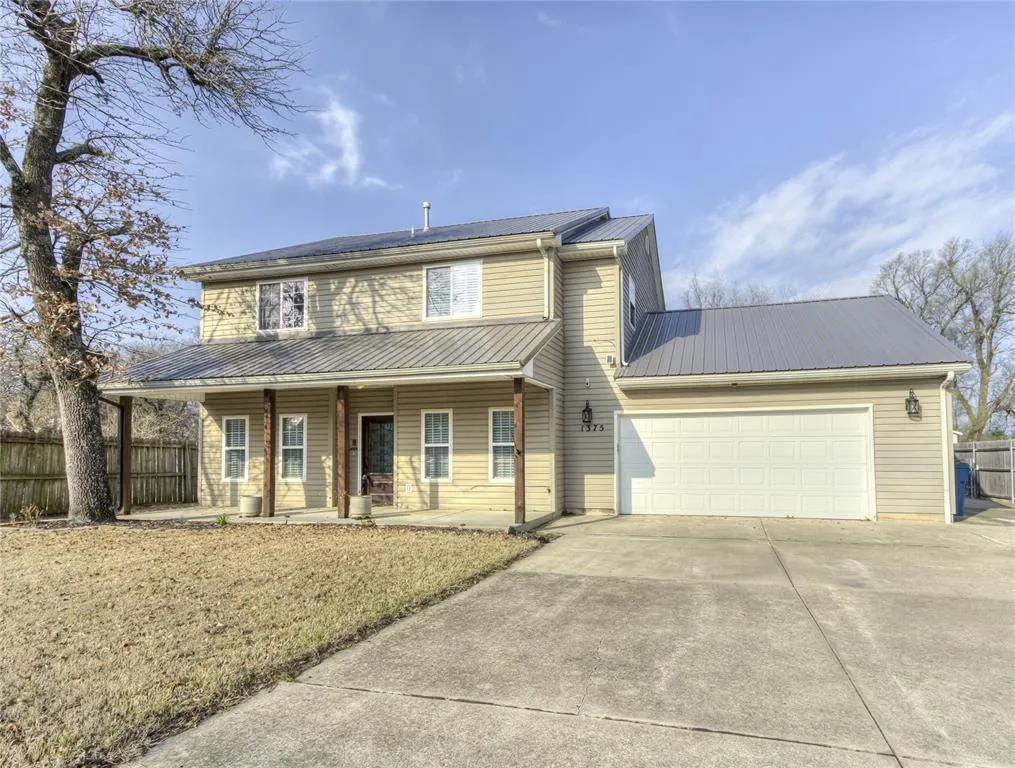 Front exterior — 1375 S Moore Avenue, Midwest City, OK 73130
