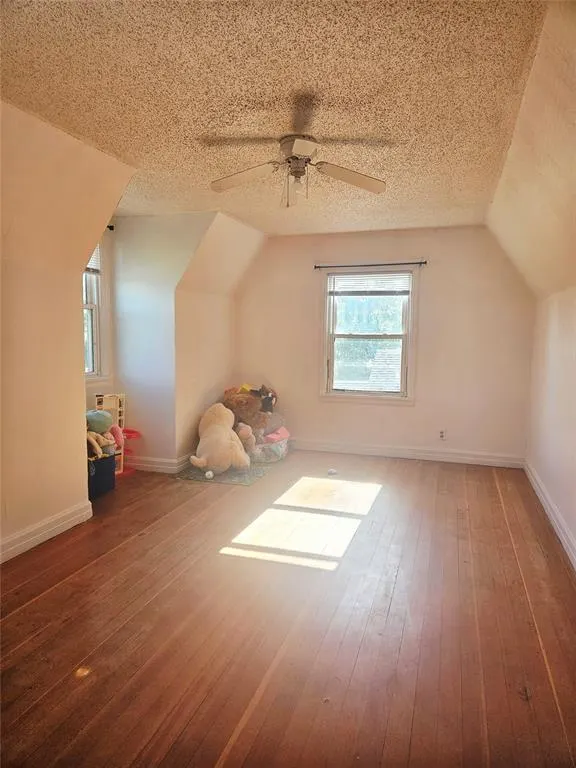 Photo 15 — 921 E Walnut Street, Altus, OK 73521
