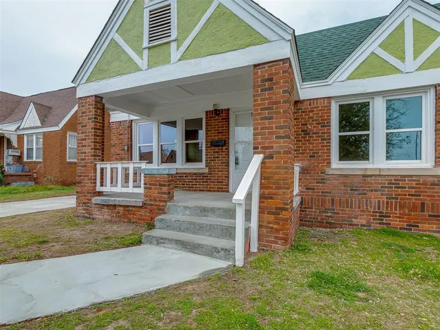Front exterior — 2419 W Park Place, Oklahoma City, OK 73107