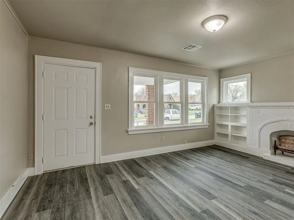 Photo 9 — 2419 W Park Place, Oklahoma City, OK 73107