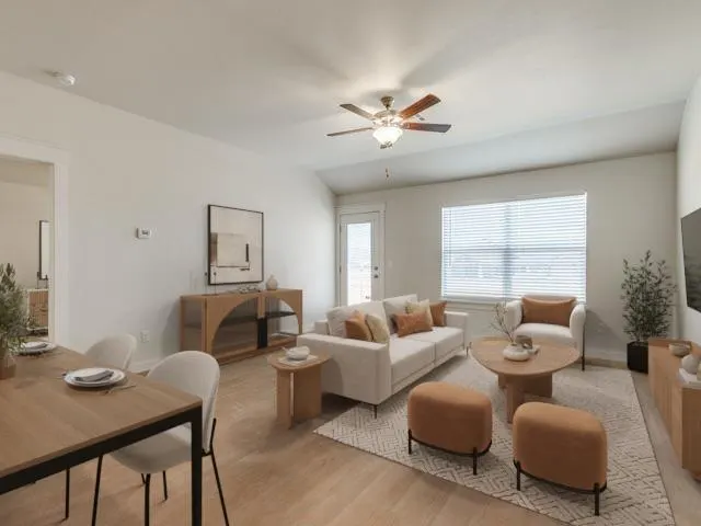 Photo 2 — 1606 Highland Loop, Guthrie, OK 73044