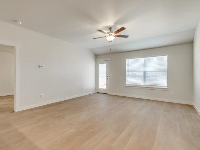 Photo 13 — 1606 Highland Loop, Guthrie, OK 73044