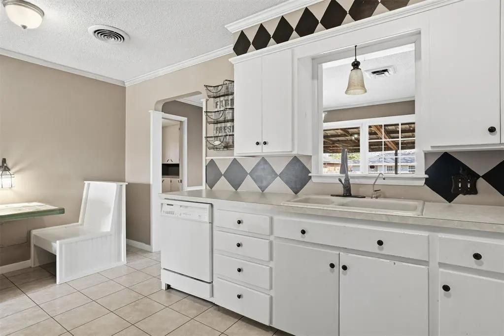 Photo 10 — 801 Standifer Road, Elk City, OK 73644