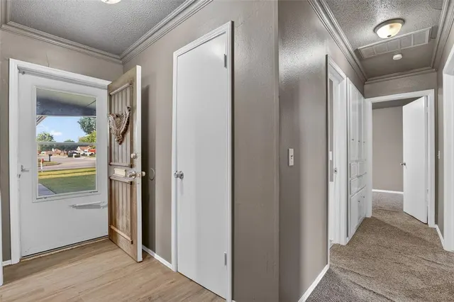 Photo 6 — 1645 Gladstone Terrace, Oklahoma City, OK 73120