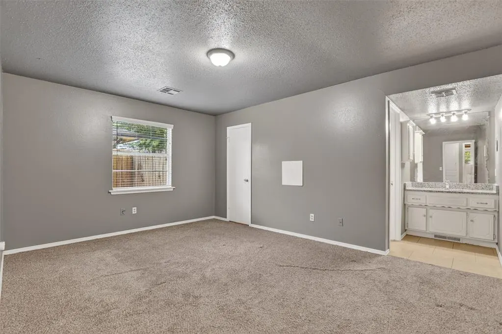 Photo 19 — 1645 Gladstone Terrace, Oklahoma City, OK 73120