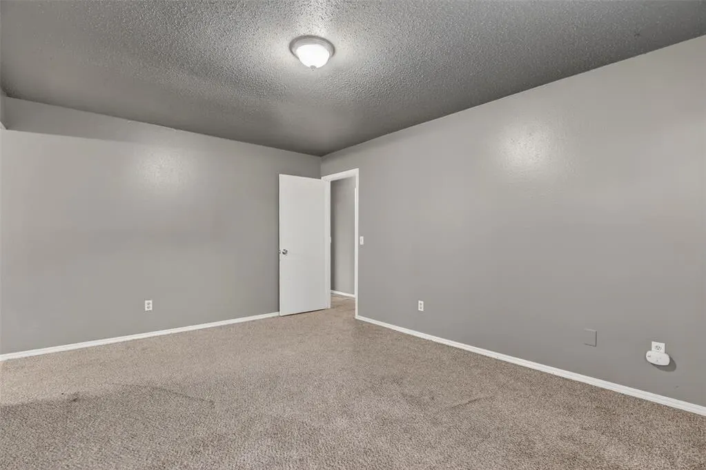 Photo 21 — 1645 Gladstone Terrace, Oklahoma City, OK 73120
