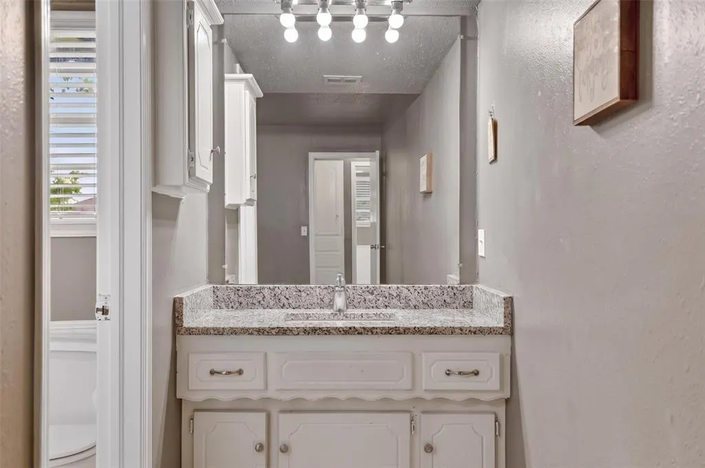 Photo 22 — 1645 Gladstone Terrace, Oklahoma City, OK 73120