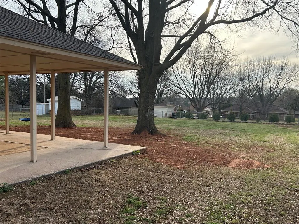 Photo 4 — 2023 N 9th Street, Purcell, OK 73080