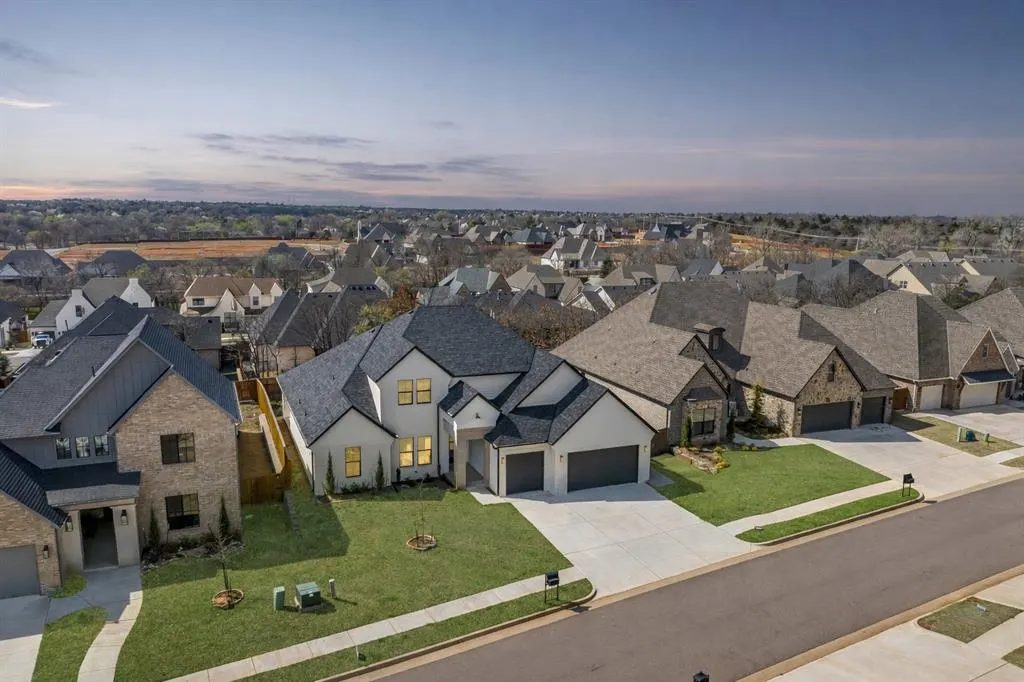 Photo 50 — 3825 Stone Hill Lane, Edmond, OK 73034