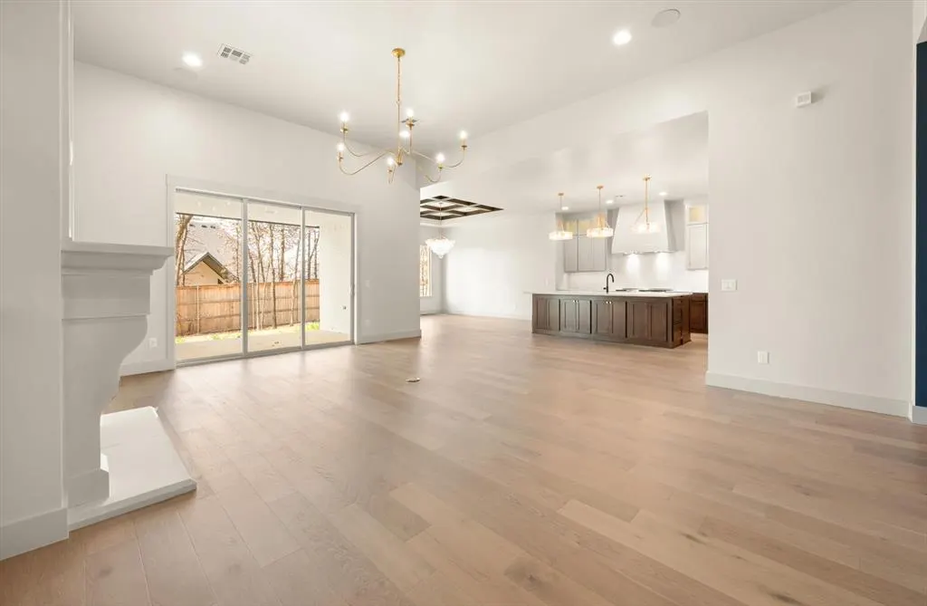 Photo 10 — 3825 Stone Hill Lane, Edmond, OK 73034