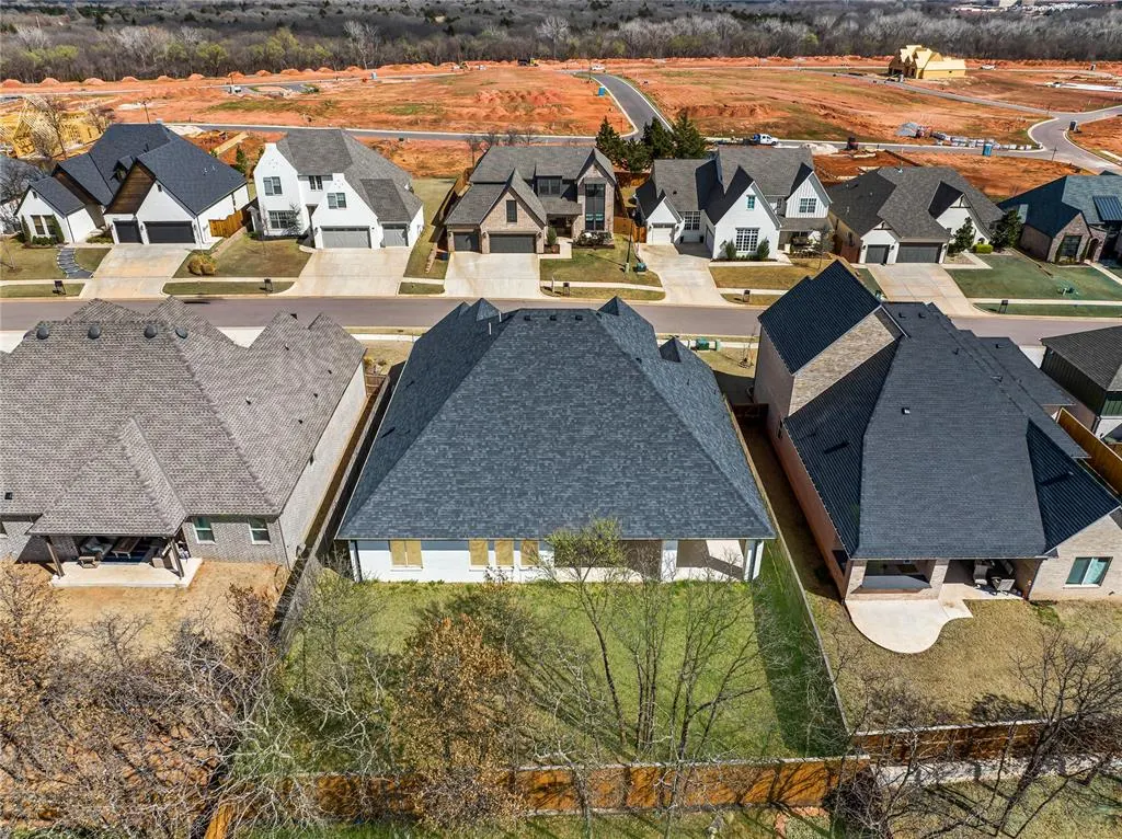 Photo 48 — 3825 Stone Hill Lane, Edmond, OK 73034