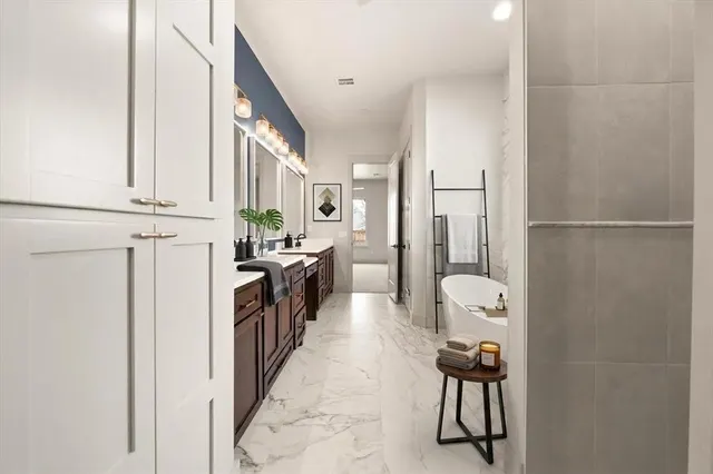 Photo 5 — 3825 Stone Hill Lane, Edmond, OK 73034